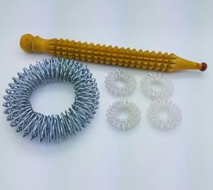 Acupressure wrist bracelet band plus a wooden hand massager and 4 su jok rings - Picture 1 of 1