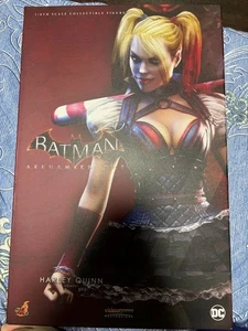 HOT TOYS HARLEY QUINN ARKHAM KNIGHT VGM41 NEW SEALED 1:6 SCALE USED - Picture 1 of 6