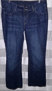 Levi's 526 Slender Boot Cut Dark Wash Mid Rise Jeans Women's 12 Tag Size W34xL31 - Picture 1 of 5