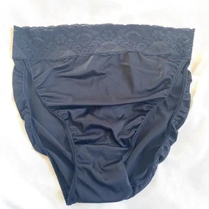VTG BALI 2144 Lacy Second Skin Lace Ultra High Cut Hikini Panties size 8 - Picture 1 of 3