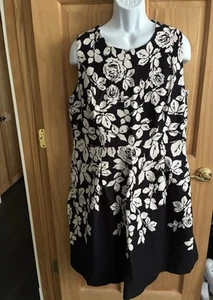 Talbots Women’s 18 Black White Rose Fit & Flare Lined Sleeveless Dress - Picture 1 of 13