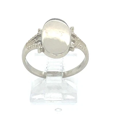 10k White Gold 14.3x8.3mm Long Oval Signet Ring Size 7 - 3.1 Grams - Image 1 of 4