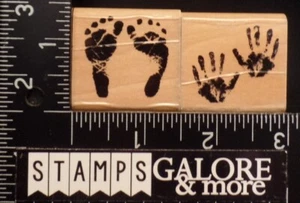 TIMBRI ARTIGIANALI IN GOMMA 44D385 SET 2 IMPRONTE MANI E PIEDI BAMBINO #2965 - Foto 1 di 4