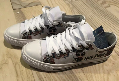 Zapatillas Harry Potter de lona con cordones, Big Kid talla 6, nuevas con etiquetas Foto 1 de 4