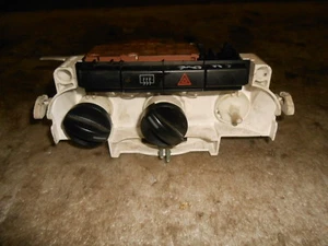 Heizungsbedienteil Gebläsebedienteil Daihatsu Cuore L251 Bj.2003-2007 - Bild 1 von 2