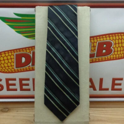 AXCESS "Tie" Foto 1 de 2