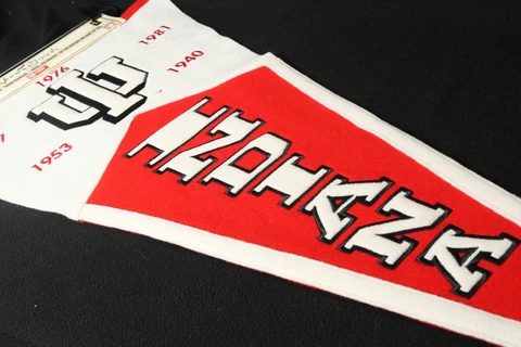 40" Indiana Hoosiers IU Wool Embroidered Pennant Flag Basketball Championships Cover