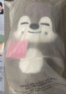 Streunerkinder SKZOO Wolf Chan Plüschtier Teddybär mit Reisepass Neu aus Japan - Bild 1 von 2