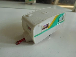 Yatming Caravan in White - Picture 1 of 2