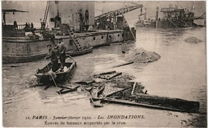 CPA Carte Postale France Paris Inondation 1910 Epaves de bateaux emportés par la - Picture 1 of 2