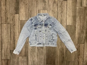 Free People Jacket Womens Medium Blue Denim Trucker Wash Distressed Jean Casual - Picture 1 of 7
