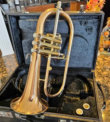 1980 Yamaha, профессиональный, красный латунный Flugelhorn. Состояние пользователя. - Изображение 1 из 4