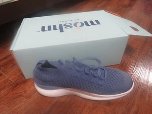 Klogs Navy Blue mesh tennis shoe US: 8.0 - Picture 1 of 3