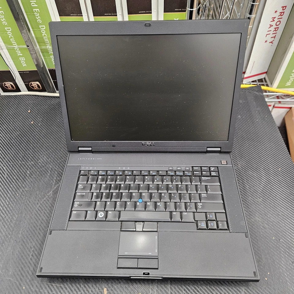 Dell Latitude E5500, Core 2 Duo T7250, 4GB RAM, 60GB HDD, SIN SISTEMA OPERATIVO, BATERÍA DEFECTUOSA Foto 1 de 4