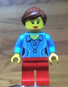 LEGO City Girl Female Mom Teacher Realtor  Friend  Coach Worker, Brown Hair - Picture 1 of 1