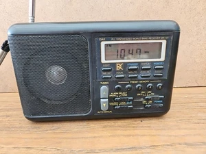 World Band Receiver Radio DAK PLL Synthesized Digital MR-101s FM/SW1SW2/MW WORKS - Picture 1 of 6