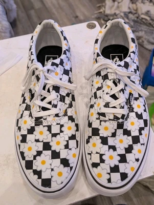 Vans Daisy Doheny Women’s Lace Up Sneakers Shoes Checkerboard Floral Size 11  - Image 1 of 4