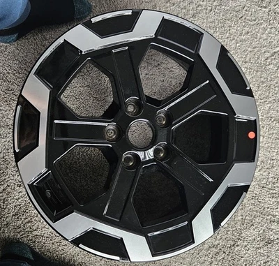 Hyundai Santa Fe 2024 2025/  18" offset 49 / OEM Wheel Rim 52910R6110 52910P6110 - Image 1 of 4