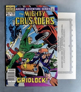 THE MIGHTY CRUSADERS 10 (VF- 7.5) SIGNED by DICK AYERS w/COA /NEWSSTAND VARIANT* - Picture 1 of 10