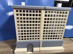 Rascacielos de construcción de gran altura escala O "edificio de vatios" multicolor semiensamblado - Imagen 1 de 3