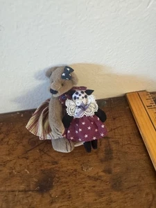 Vtg DEB CANHAM ARTIST DESIGNS INC THE COUNTRY COLLECTION MISSI & MISS MOO - Picture 1 of 5