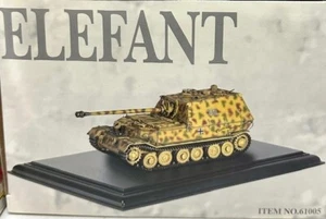 DRAGON ARMOR 1/35 BUILT ELEFANT Poland 1944 # 61005 VERY Rare NRFB - Picture 1 of 2