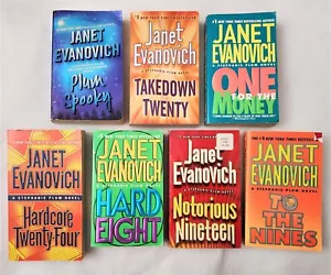 Book Collection of JANET EVANOVICH, 7 Of Her Best Titles, GREAT CONDITION! - Bild 1 von 2
