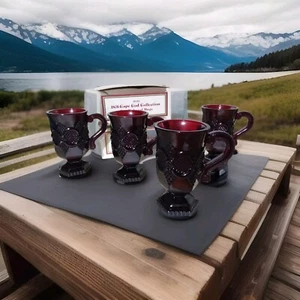 Taza de café 4 Avon 1876 rojo rubí colección Cape Cod 1876 pedestal con patas 5" H 8 oz - Imagen 1 de 8