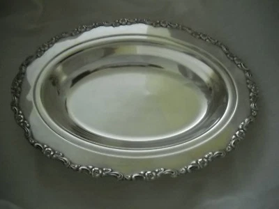 Vintage Wm A Rogers (Royal Provincial) Silver plated Serving Bowl  - Image 1 of 4