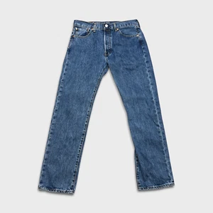 Levi's 501 Jeans Mens 30x30 Blue Original Fit Straight Medium Wash Denim Pants - Picture 1 of 12