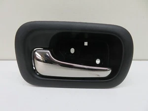 HONDA CRV MK2 NSR REAR INTERIOR DOOR HANDLE 2002-2006 #1211-23 - Picture 1 of 6