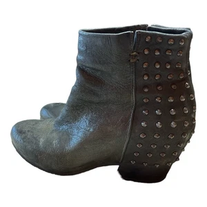 Gentle Souls Brown Black Leather Studded Heel Booties Women's Size 8.5 - Picture 1 of 9