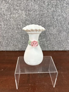 De colección ~ Jarrones de porcelana 3D rosa ~ con tapa con volantes/engarzada - Imagen 1 de 4