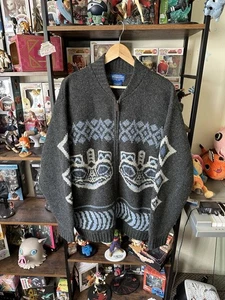 Pendleton Wool Sweater Men’s XL Gray Blue Totem Pattern Lambswool Native Style - Picture 1 of 9