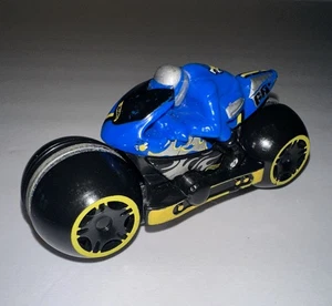Moto Track Stars Team azul BDN40 3" largo 2013 motocicleta Hot Wheels - Imagen 1 de 9