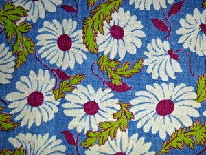 Vintage Feedsack Stoff voll offen weiße Gänseblümchen auf blauem Hintergrund 36x46" - Bild 1 von 5