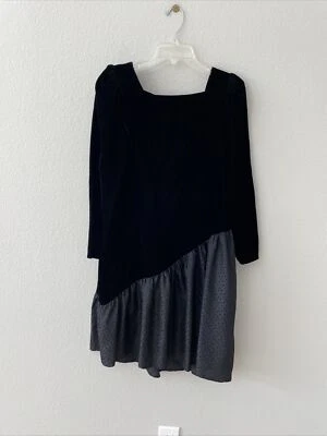VTG 80s Saks Fifth Avenue Dress Sz 7-8 /XS Black Velvet Rayon Diagonal Party USA - Image 1 of 4