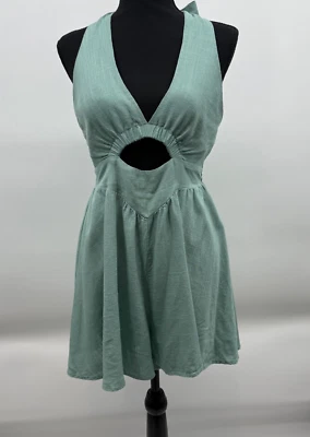 Hello Molly Romper Women Medium NEW Green Linen Blend Halter Sleeveless Short - Image 1 of 4
