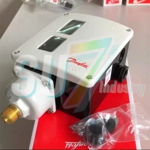DANFOSS 017-519166 RT112 Pressure Switch# 1pcs New In Box - Picture 1 of 2