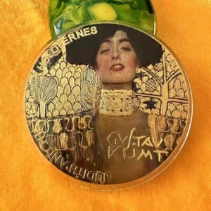 Moneda de Plata Ghana 2023 Judith Gustav Klimt 2 oz Plata Dorada 10 Cedis Certificado de Autenticidad - Imagen 1 de 5