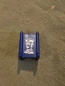 Vintage Stratego Board Game INDIVIDUAL REPLACEMENT PIECE Plastic LIEUTENANT  - Picture 1 of 2