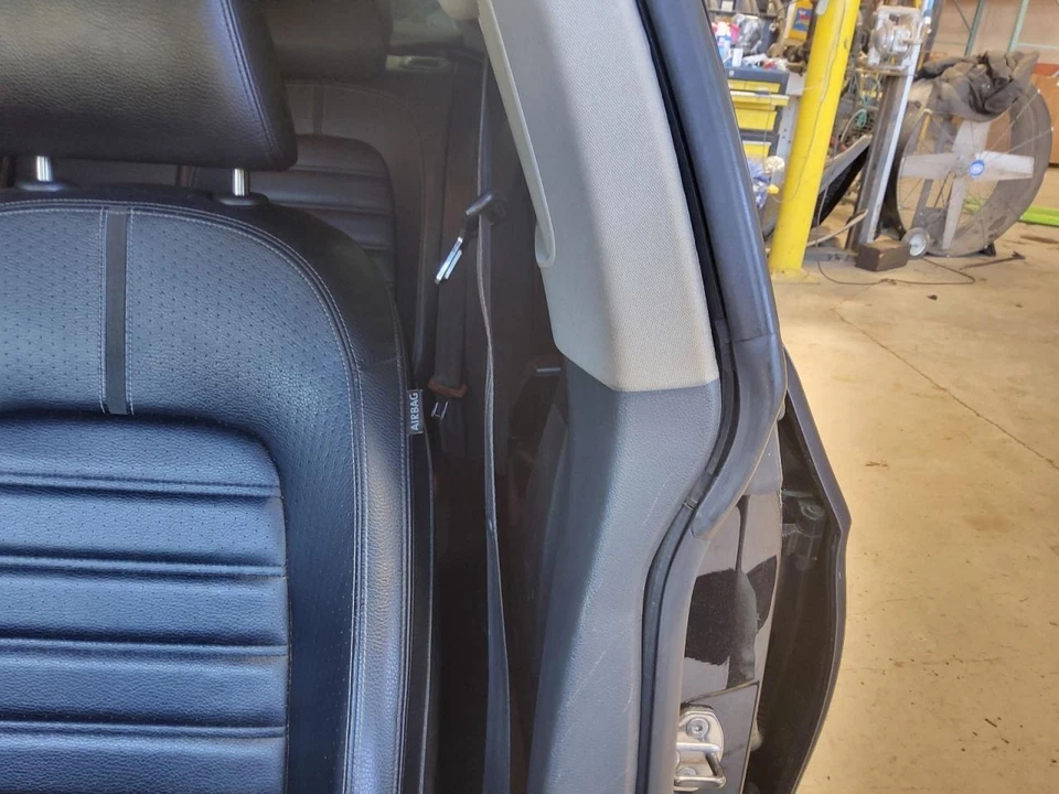 Seat Belt Front Bucket Seat Driver Retractor Fits 09-17 CC 425575 Foto 1 de 1