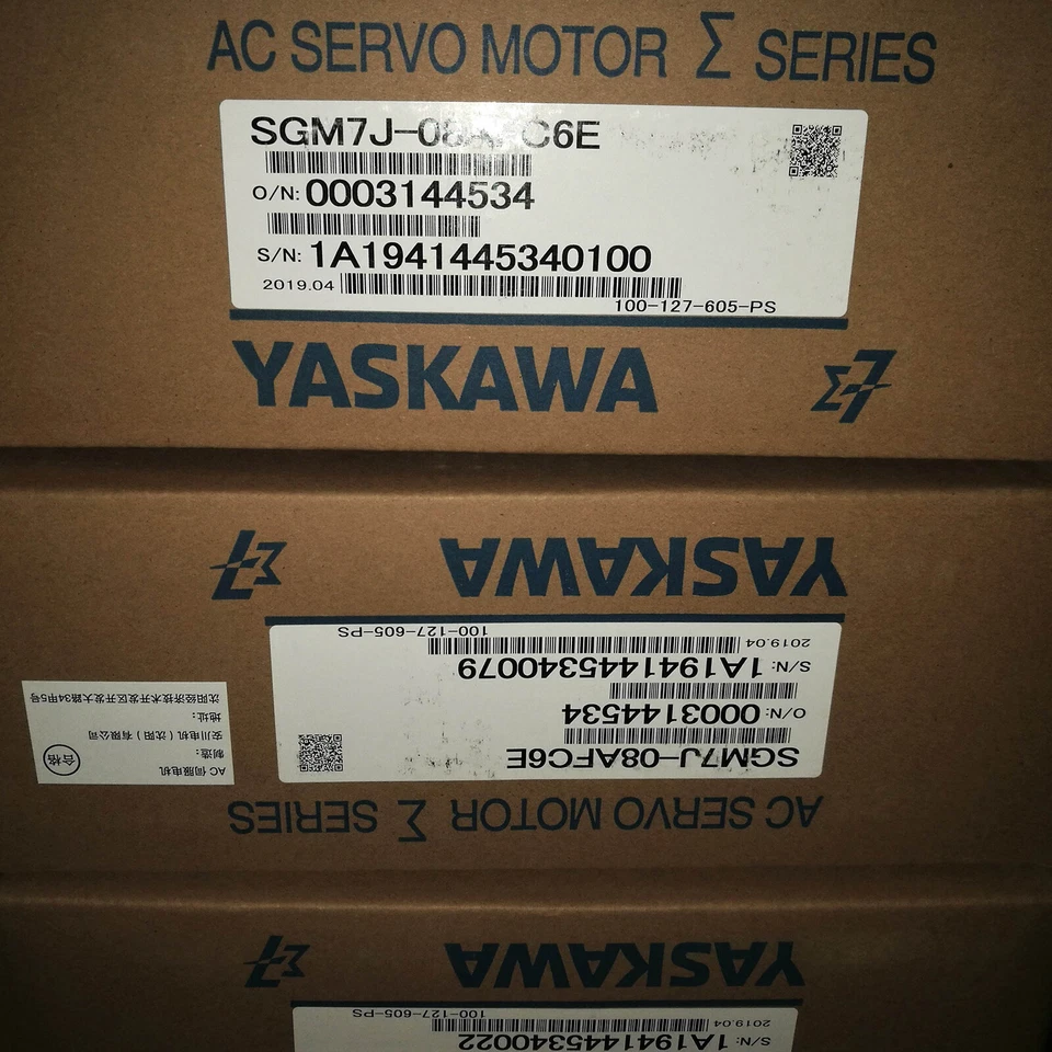 one yaskawa New servo Motor SGM7J-08AFC6E+SGD7S-5R5A00A FREE SHIPPING - Image 1 of 1