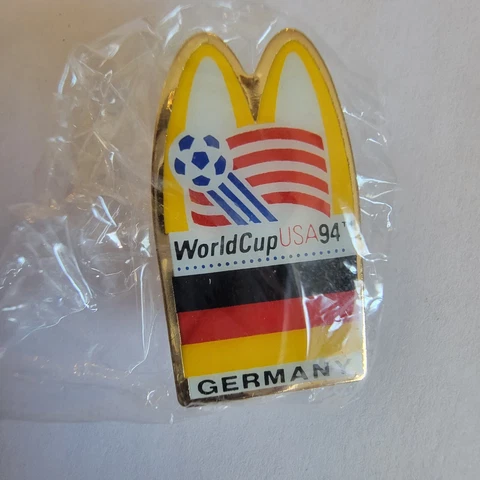 1994 WORLD CUP USA SOCCER McDONALDS GERMANY NATIONAL TEAM FLAG PIN NEW Cover