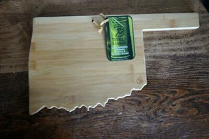 Tabla de cortar y servir Oklahoma totalmente bambú en forma de estado - Nueva con etiquetas - Imagen 1 de 1
