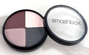 Smashbox Photo Op Eye Shadow Quad ON STAGE Sand/Obsidian/Aristocrat/Shimme Taupe - Picture 1 of 2