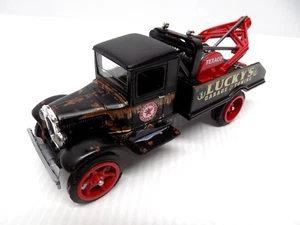 Texaco 1931 Hawkeye Tow Truck Lucky's Garage & Towing Distressed Finish USA #8👍 - Picture 1 of 15