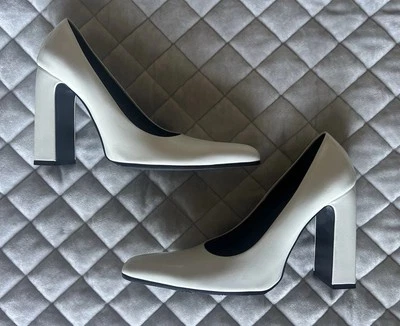 Balenciaga Semi Pointed Toe White Leather Pumps Size 39.5IT - Image 1 of 4
