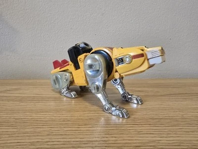 VINTAGE 1981 Japan Voltron Legendary Defender Lion Action Figure Die Cast Toy - Image 1 of 4