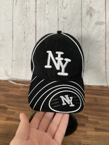 NEW YORK NY - Cappello berretto baseball nero souvenir regolabile unisex taglia unica - Foto 1 di 6